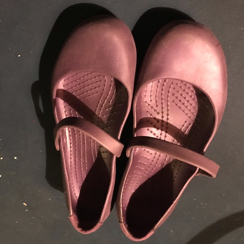 Pearly Purple Croc Maryjanes size 7